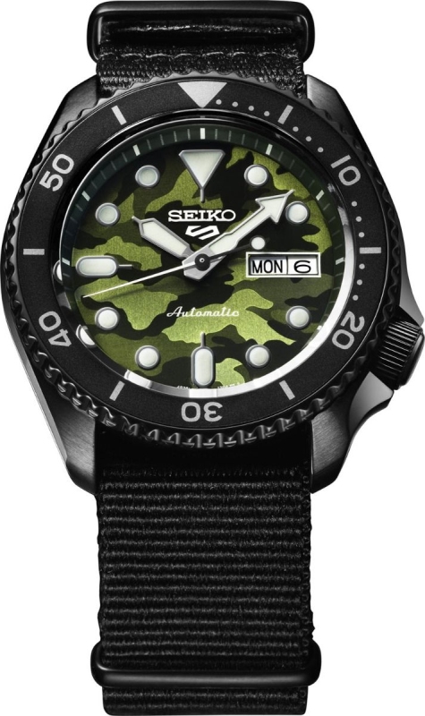 Hodinky Seiko 5 SPORTS SRPJ37K1